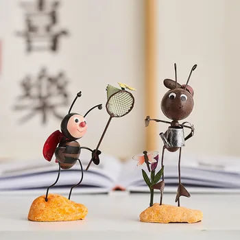 Risanka Mravlje Beatles Miniature Insektov Figurice Okras Doma Dodatki, Dnevna Soba Dekoracijo Obrti Igrače za Otroke Darila